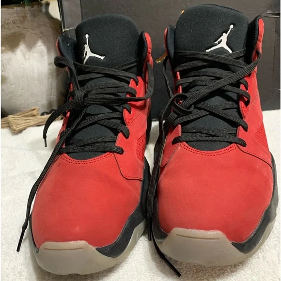 4-pair of Nike sneakers. Colors Black/Red Red/Black White/Gray Black/Gray/Green 4-pair of Nike sneakers. Colors Black/Red Red/Black White  main image 2